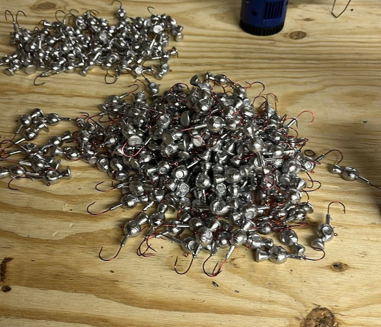 1-1.25 ounce Unpainted Walleye Jigs 100 Count
