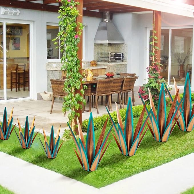 Large Tequila Rustic Sculpture, Rustic Metal Agave Plants for Outdoor Patio Yard, Home Decor Hand Painted Metal Agave Garden Yard Statue, Outdoor Lawn Ornaments Yard Stakes (Blue - M)