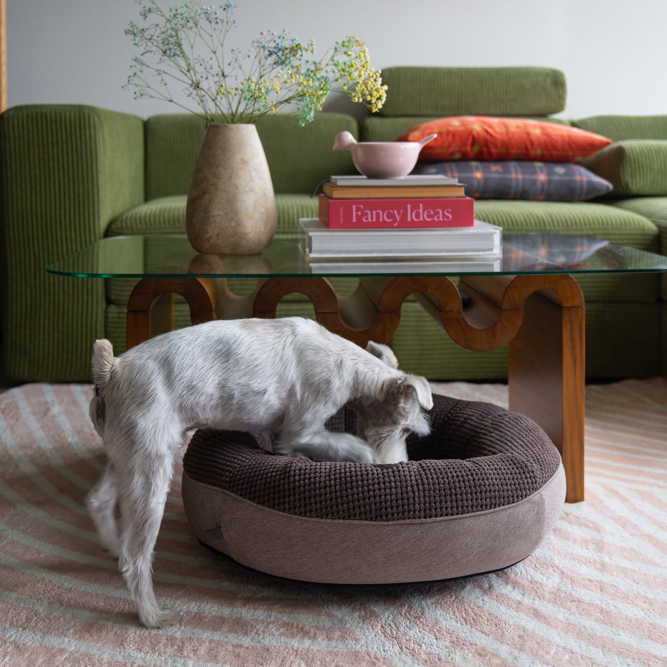 Chester & Lee | Chestnut Donut Dog Bed