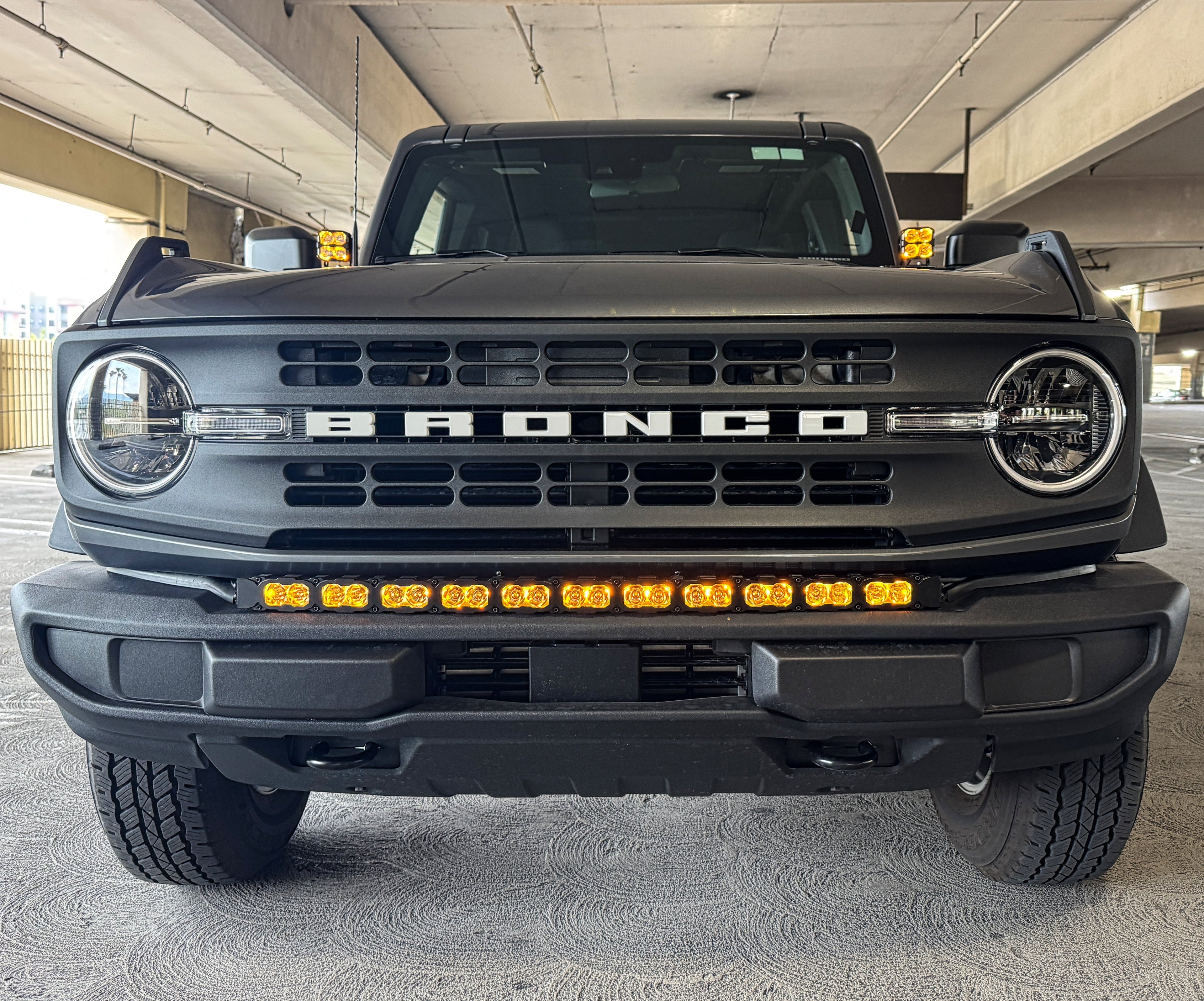 Ford Bronco Standard Bumper lightbar - 40in PRO