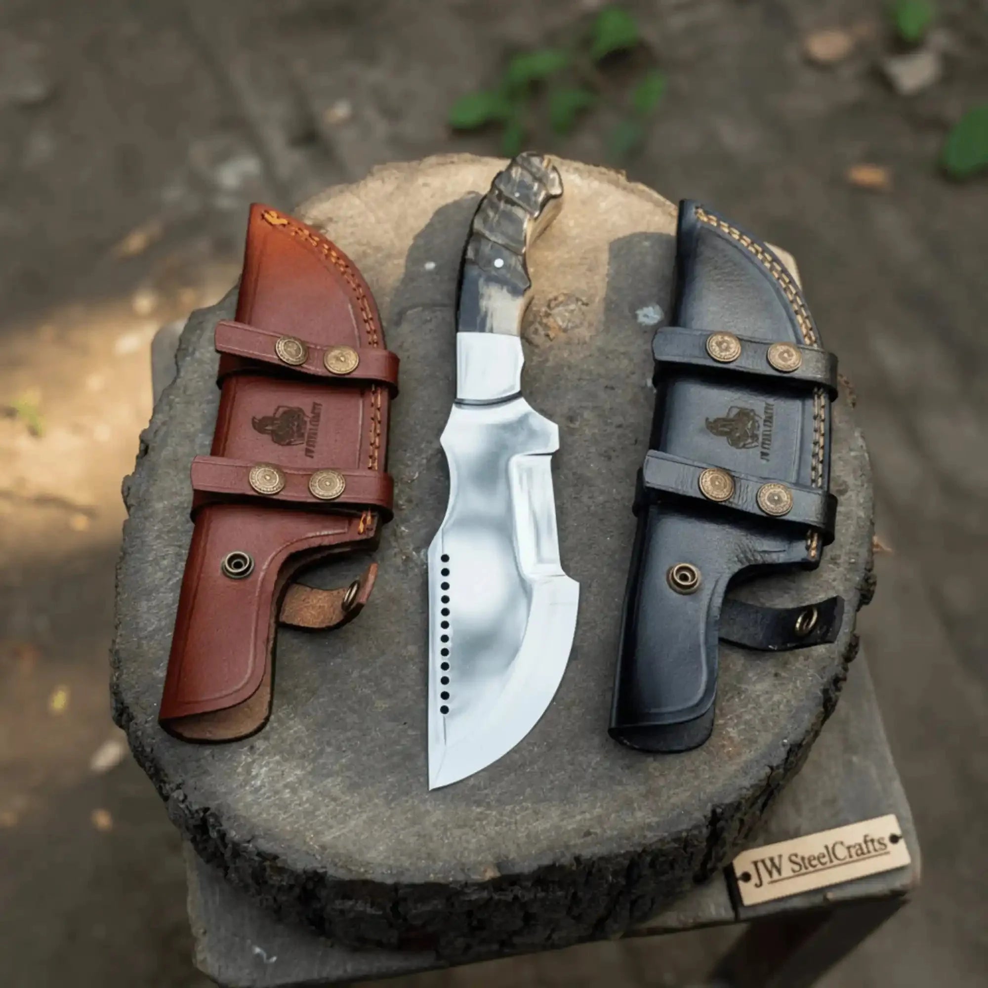 Handmade 10–11 Inch Damascus Tracker Outdoor Utility Knife – Black & White Resin Handle