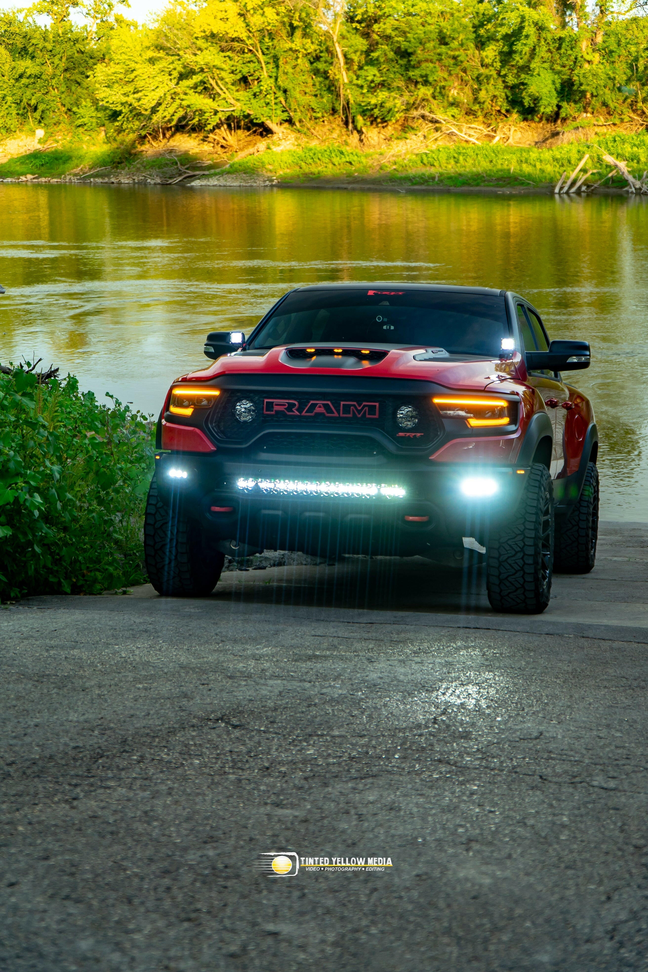 2019-24 RAM 2500/3500 40in Light Bar SLIM