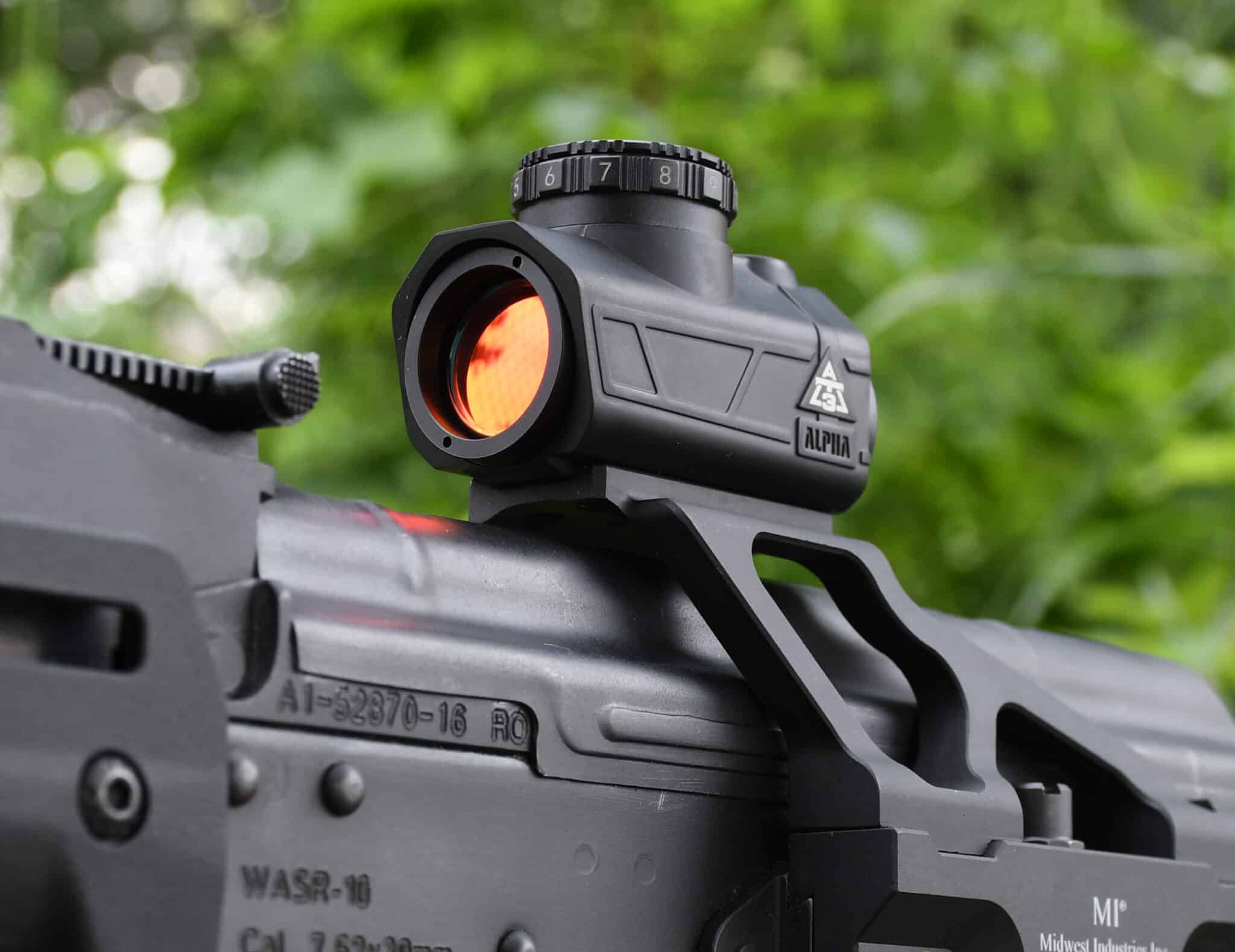 AT3 ALPHA Micro Red Dot with Shake Awake and Cantilever Riser